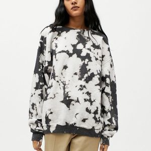 urban outfitters crew neck